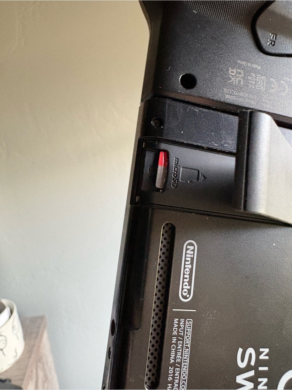 Nintendo Switch - Picture 4 of 7